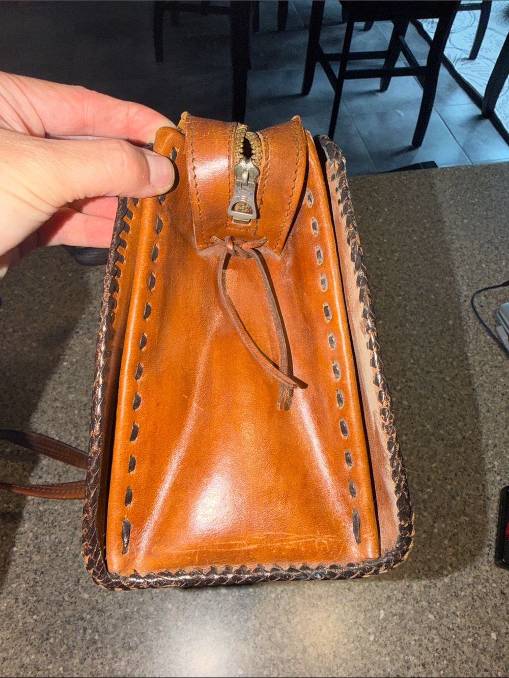 Hand-Tooled Floral Leather Satchel Vintage - Picture 3 of 4